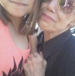 Meet your Posher, Connie